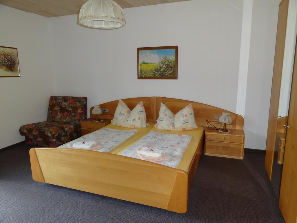 Pension Neuhof Оссіах Екстер'єр фото